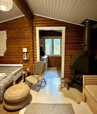 Hirsimoekki,meri,sauna,terassi